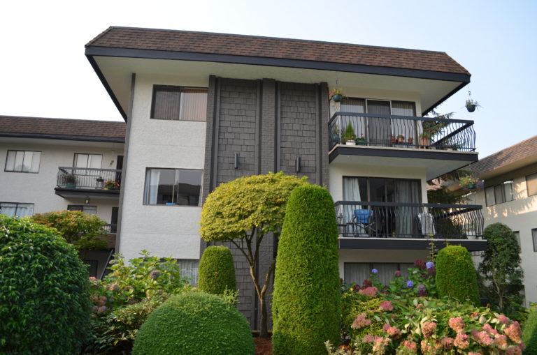 North Vancouver Strata Painting - Wellington Manor